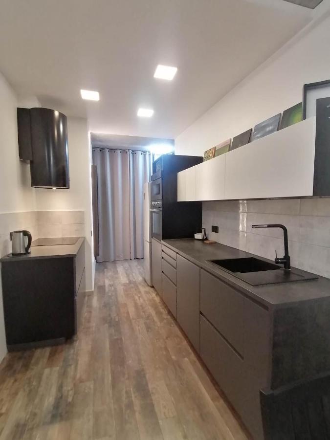 Erdvi Studija Spacious Studio Apartment Self Check In Vilnius Exterior photo